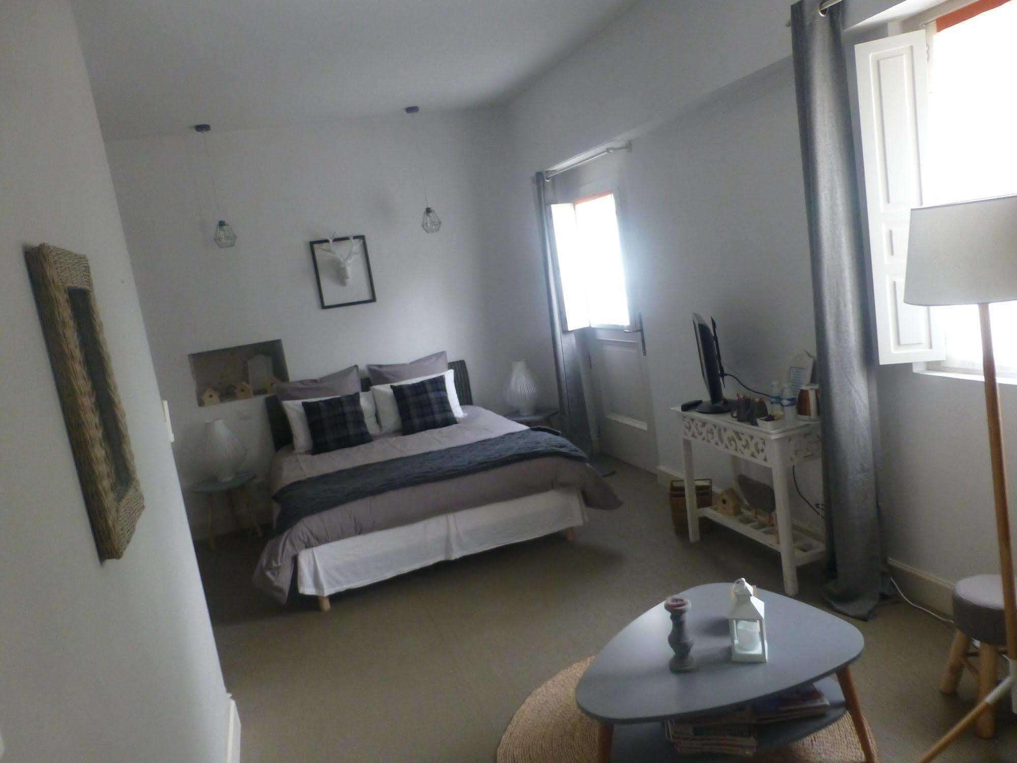 Bed and Breakfast La Demeure Du Goupil Brissac-Quince Екстер'єр фото
